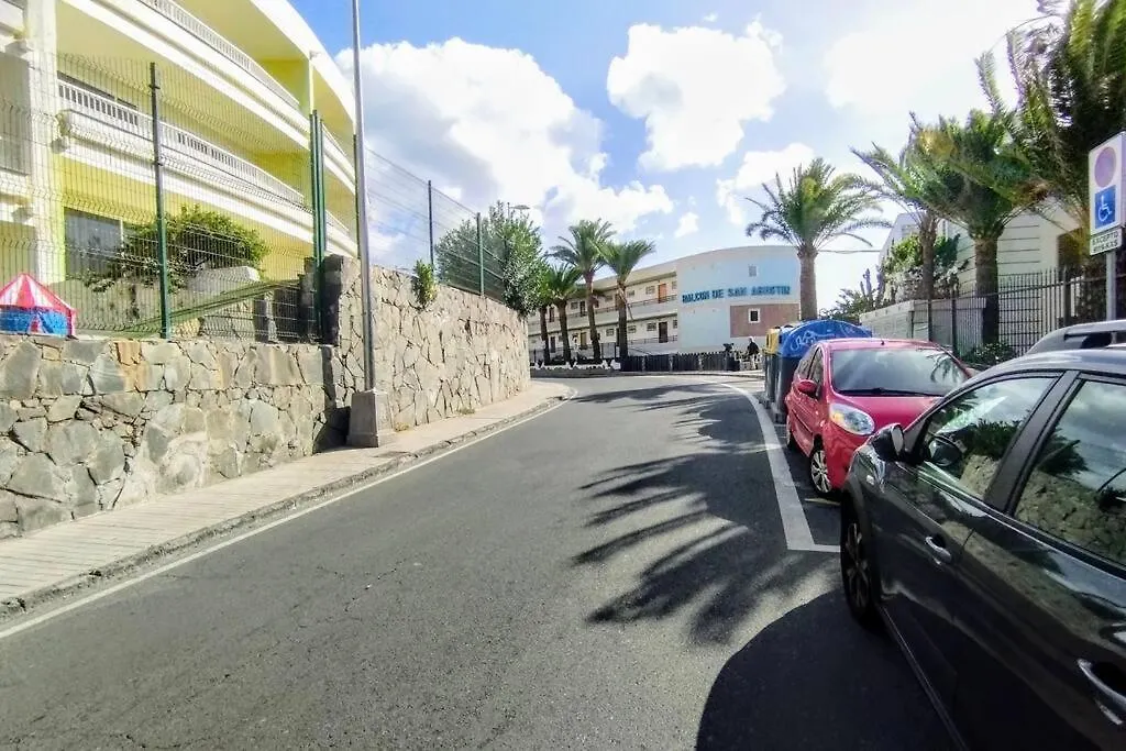 Tranquilo Apartamento En San Agustin 1 Dormitorio Cama Doble Y Salon Con Sofas Camas Μασπαλόμας